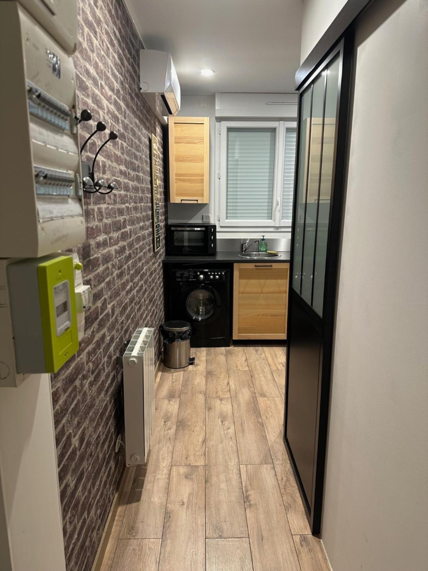 Atelier Cosy - Parking Prive Gratuit Apartment Dijon